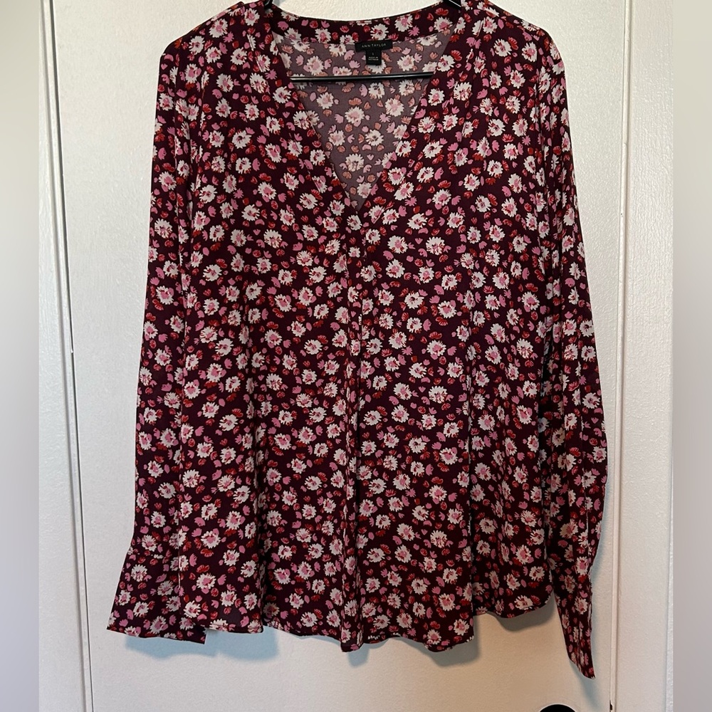 Ann Taylor V-neck blouse